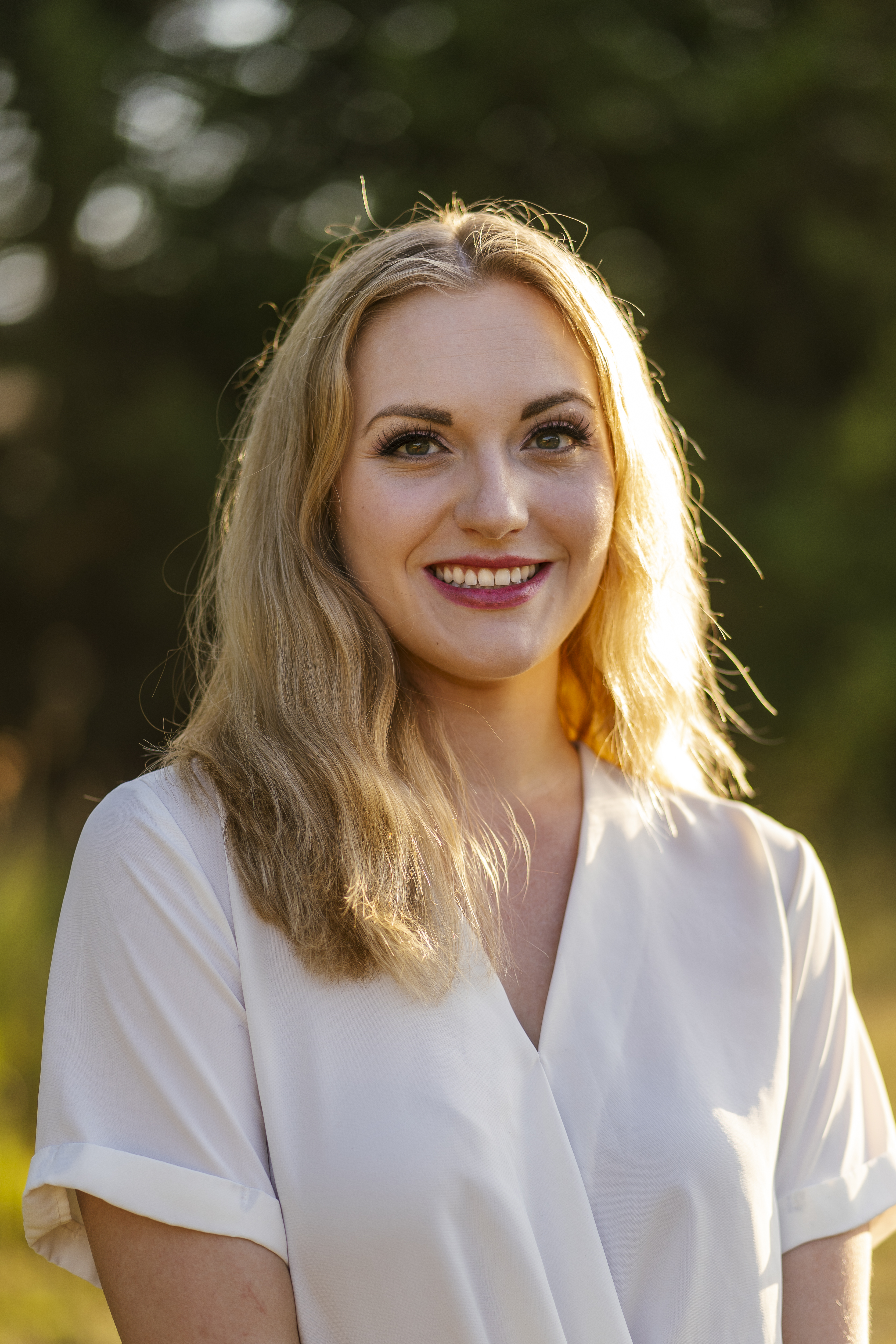 Chloe Schwarting, Wands and Whimsy performer