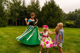 Ice Princess performing at a children's event – photo 5