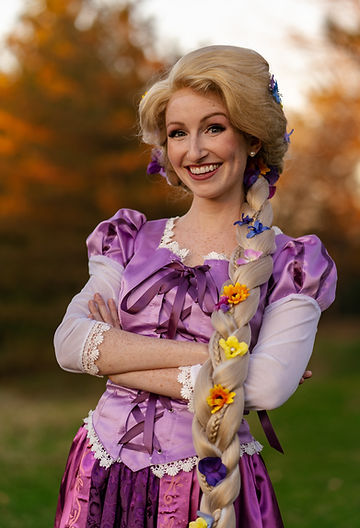 Rapunzel performing at a children's event – photo 2