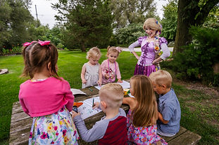 Rapunzel performing at a children's event – photo 3